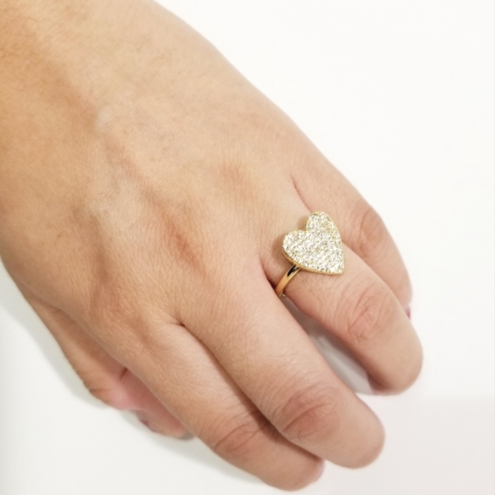 New 18K Gold plated Heart Adjustable Ring.
